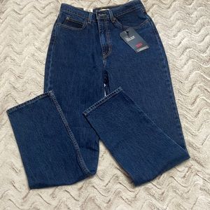 NWT LEVIS 70s HIGH SLIM STRAIGHT JEANS